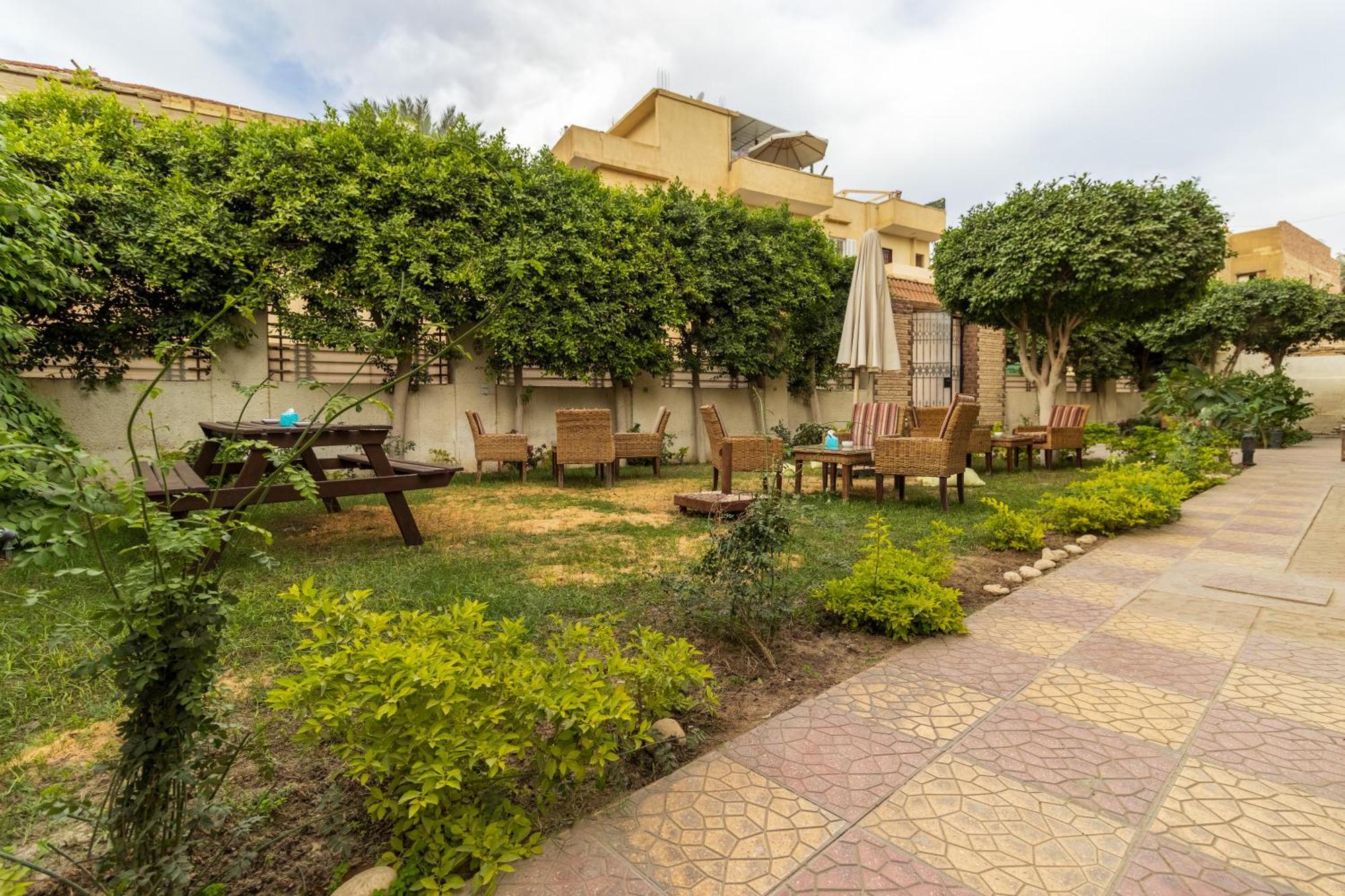 Kafret el-Gabal The Grand Pyramids View Hotel מראה חיצוני תמונה